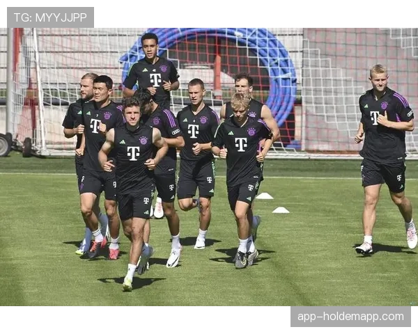 拜仁有意切尔西后卫阿昌庞，作为金玟哉离队候补